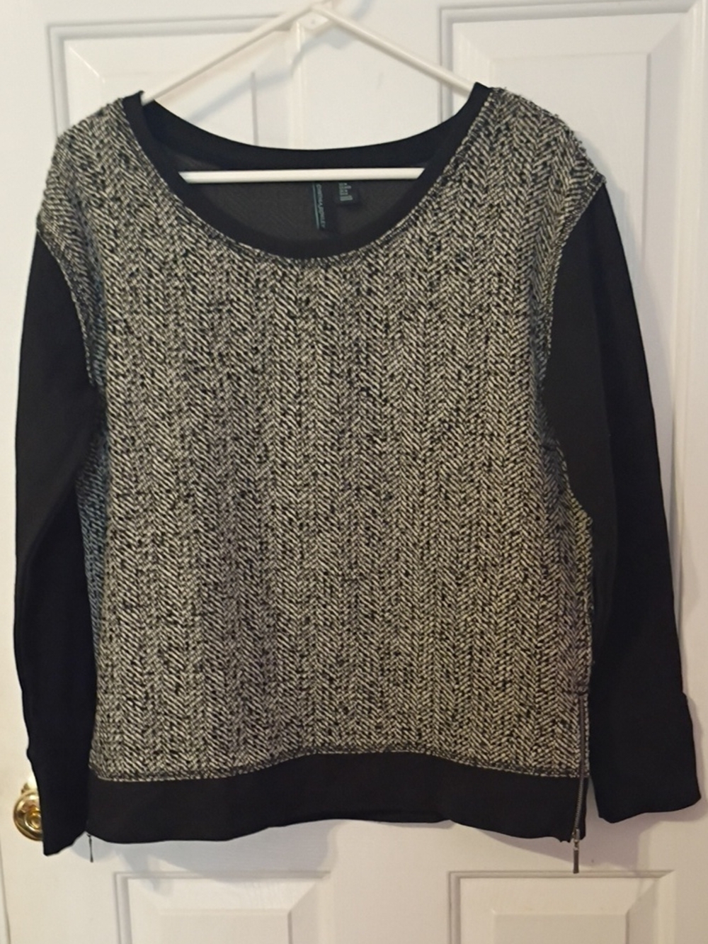Cynthia Rowley Black and Gray Herringbone Crewneck Sweater